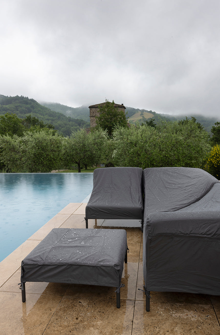 Cover til Level Serie fra Houe