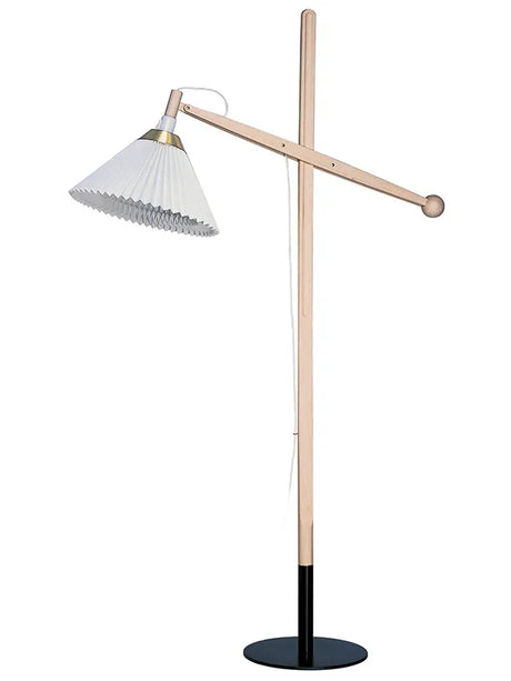 325 Gulvlampe fra Le Klint - Lys eg / Papir - Jacobsen Plus