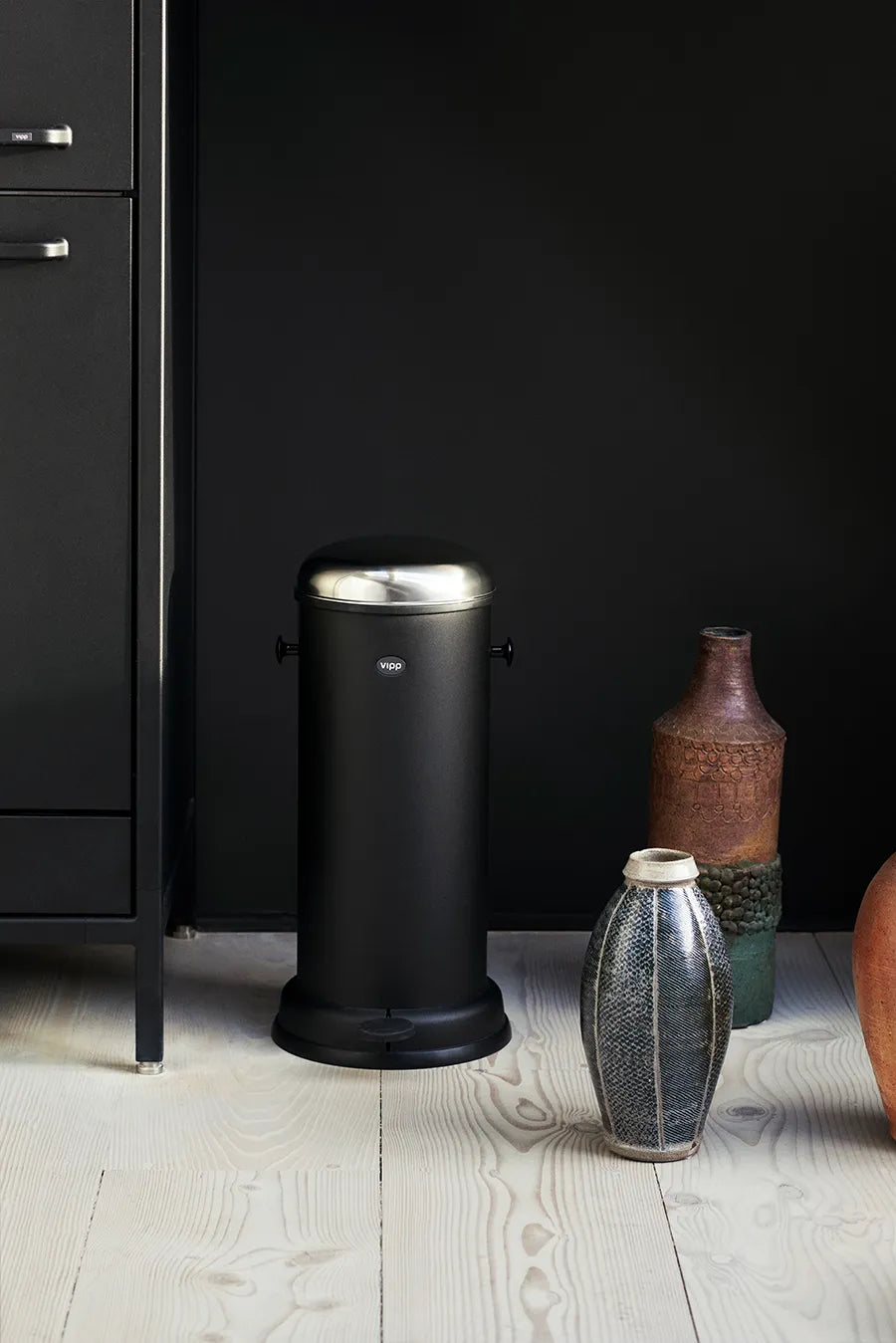 Pedalspand VIPP16 - 18 L, sort fra Vipp