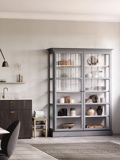 Vitrineskab Classic V2, antracit fra Lindebjerg Design - 2 - Jacobsen Plus