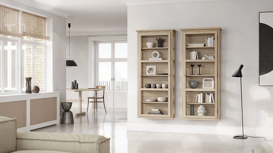 Væghængt Vitrineskab N4, light oak fra Lindebjerg Design