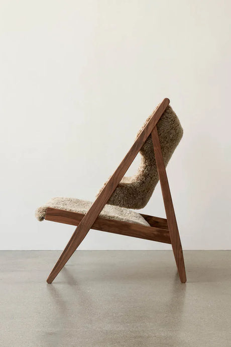 Knitting Lounge Chair, Sheepskin fra Audo Copenhagen - 1 - Jacobsen Plus