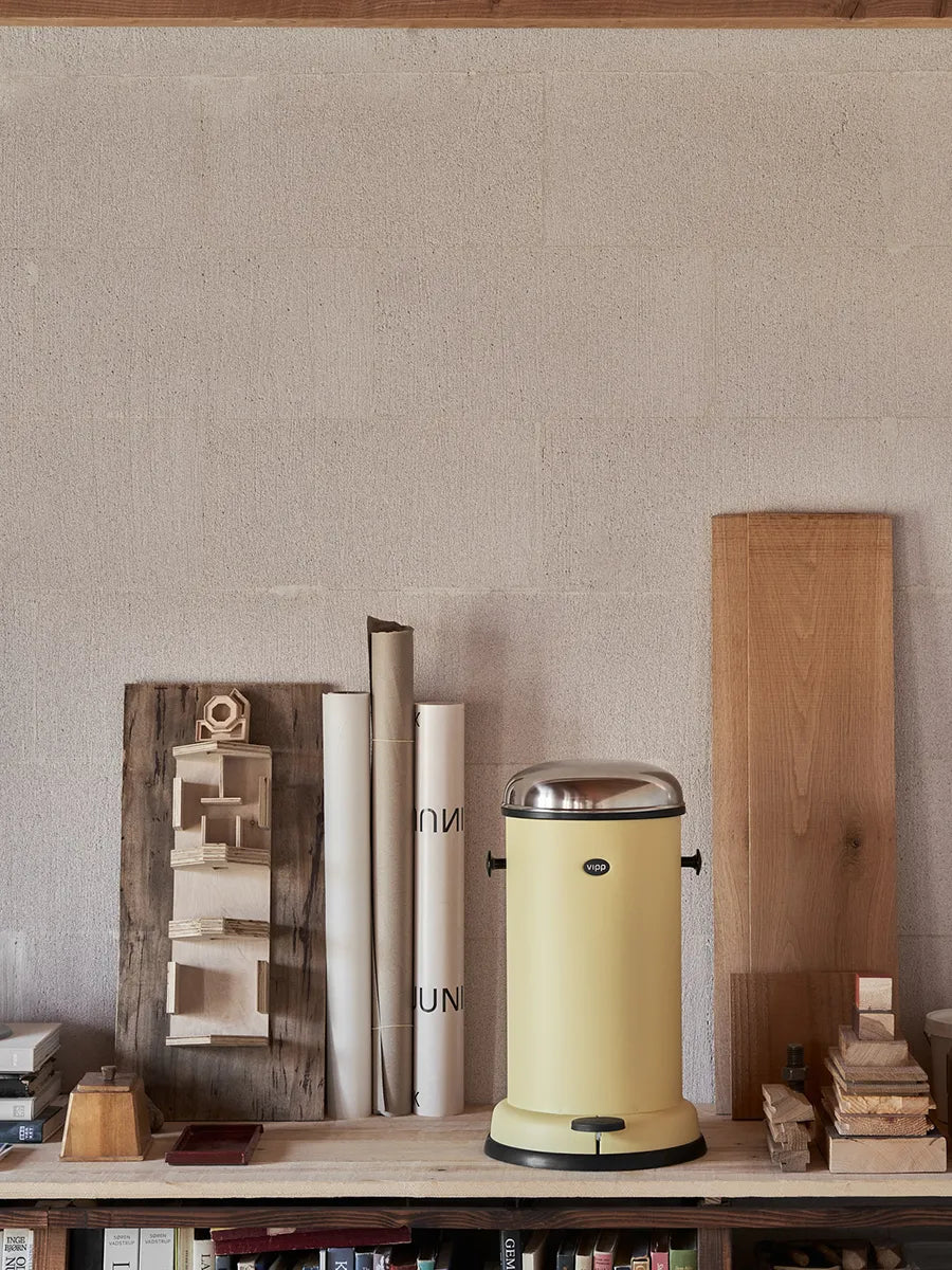 Pedalspand VIPP15 – 14 L, Marie's Yellow fra Vipp - 5 - Jacobsen Plus