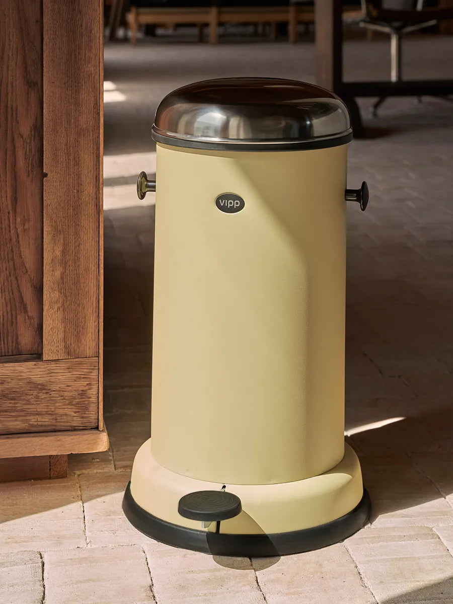 Pedalspand VIPP15 – 14 L, Marie's Yellow fra Vipp - 4 - Jacobsen Plus