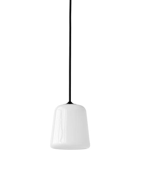 Material pendel fra New Works - Hvid opal glas - Jacobsen Plus