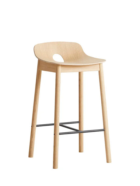 Mono Bar Stool fra Woud - Lav (sædehøjde 65 cm) / Eg - Jacobsen Plus