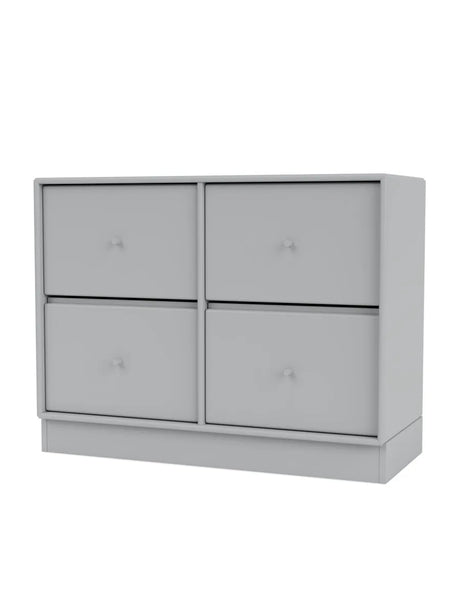 4124 kommode inkl. sokkel fra Montana - Fjord / Sokkel 7 cm - Jacobsen Plus