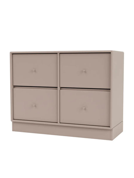 4124 kommode inkl. sokkel fra Montana - Mushroom / Sokkel 7 cm - Jacobsen Plus