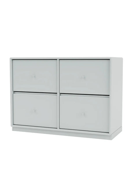 4124 kommode inkl. sokkel fra Montana - Oyster / Sokkel 3 cm - Jacobsen Plus