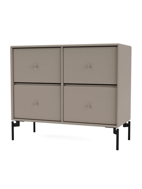 4124 kommode inkl. ben fra Montana - Truffle / Black - Jacobsen Plus