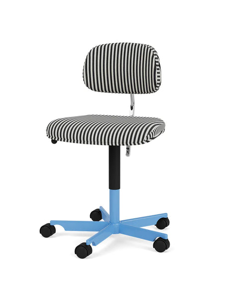 Kevi 2534U Kontorstol fra Montana - Mads Nørgaard-Azure - Jacobsen Plus