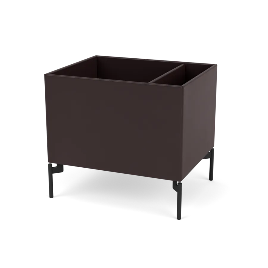 Plantekasse B46,8 cm D38, inkl. ben fra Montana - Balsamic / Black - Jacobsen Plus