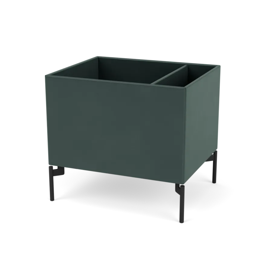 Plantekasse B46,8 cm D38, inkl. ben fra Montana - Black Jade / Black - Jacobsen Plus