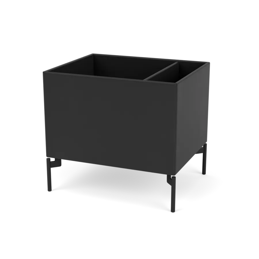 Plantekasse B46,8 cm D38, inkl. ben fra Montana - Black / Black - Jacobsen Plus