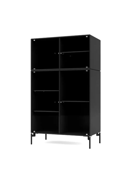 Ripple III Vitrineskab, inkl. ben fra Montana - Black / Black - Jacobsen Plus