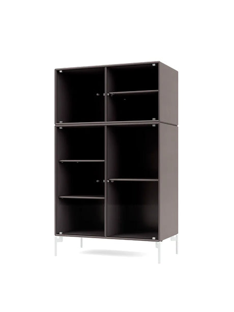 Ripple III Vitrineskab, inkl. ben fra Montana - Coffee / Snow - Jacobsen Plus