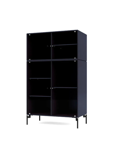 Ripple III Vitrineskab, inkl. ben fra Montana - Shadow / Black - Jacobsen Plus