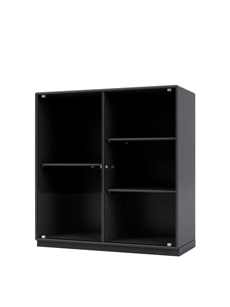 Ripple II Vitrineskab, inkl. sokkel fra Montana - Anthracite / Sokkel 3 cm - Jacobsen Plus