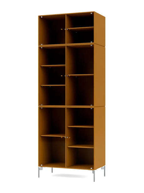 Ripple IV Vitrineskab, inkl. ben fra Montana - Amber / Krom - Jacobsen Plus