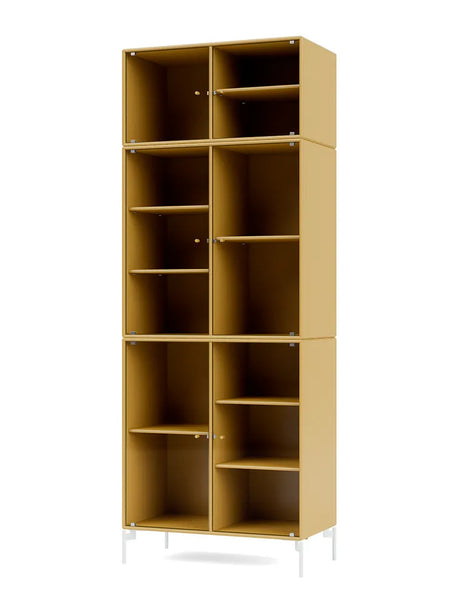 Ripple IV Vitrineskab, inkl. ben fra Montana - Cumin / Snow - Jacobsen Plus