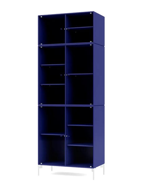 Ripple IV Vitrineskab, inkl. ben fra Montana - Monarch / Snow - Jacobsen Plus