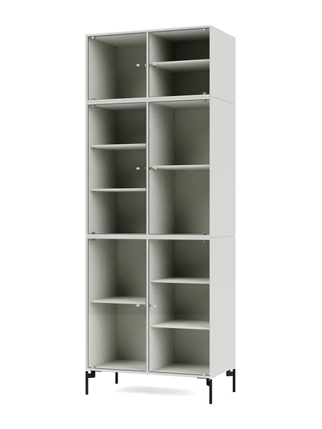 Ripple IV Vitrineskab, inkl. ben fra Montana - Nordic / Black - Jacobsen Plus