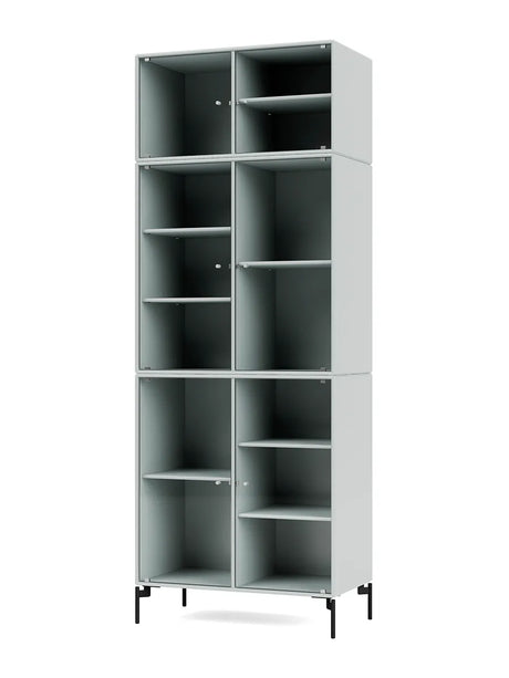 Ripple IV Vitrineskab, inkl. ben fra Montana - Oyster / Black - Jacobsen Plus