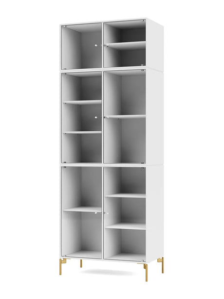 Ripple IV Vitrineskab, inkl. ben fra Montana - Snow / Messing - Jacobsen Plus