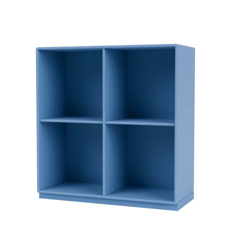 1112 reol inkl. sokkel fra Montana - Azure / Sokkel 3 cm - Jacobsen Plus