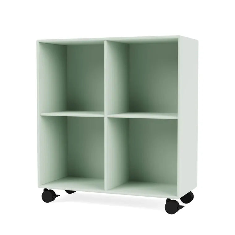 1112 reol inkl. hjul fra Montana