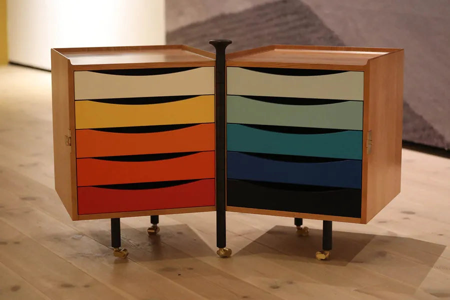 Handskeskab af Finn Juhl - 2 - Jacobsen Plus