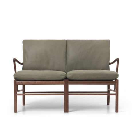 OW149-2 Colonial sofa valnød olie, Terra-læder af Ole Wanscher - Terra Jade 20368 - Jacobsen Plus