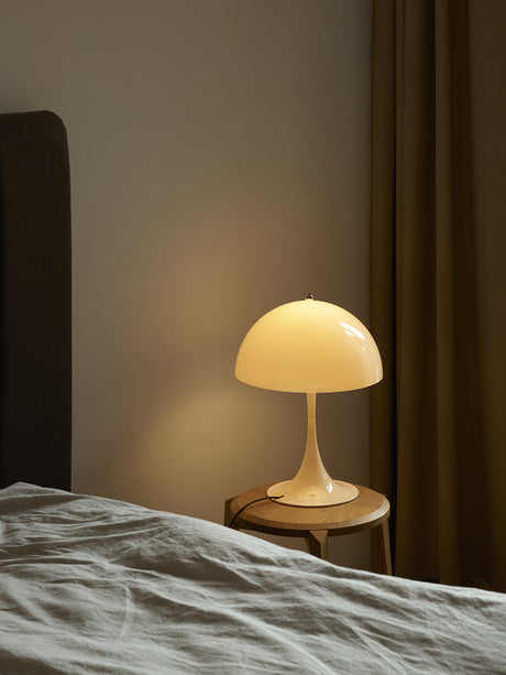 Panthella 320 bordlampe, opal af Verner Panton - 1 - Jacobsen Plus