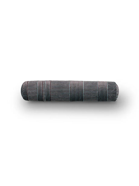 Crest Pyjamas Pillow, Ø15x74 fra Eilersen - P04 - Jacobsen Plus