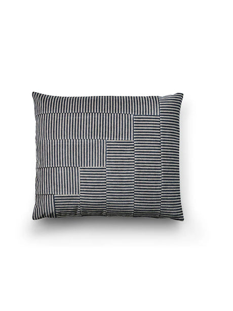 Zephyr Pyjamas Pillow, 50x60 fra Eilersen - P01 - Jacobsen Plus
