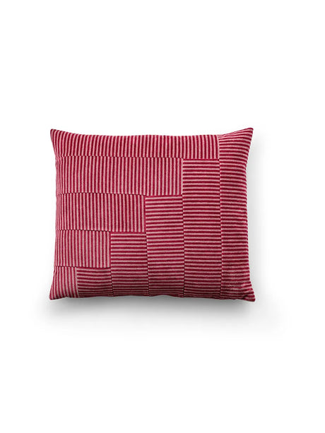 Zephyr Pyjamas Pillow, 50x60 fra Eilersen - P02 - Jacobsen Plus