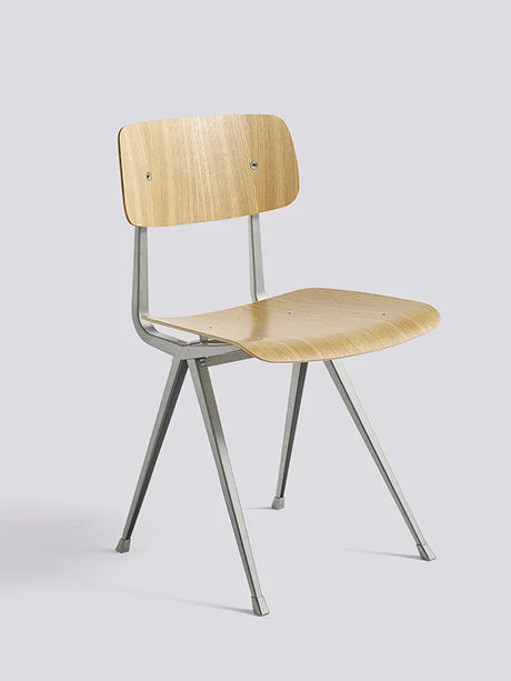 Result Chair fra Hay - Beige pulverlakeret stål / Klar lakeret eg - Jacobsen Plus