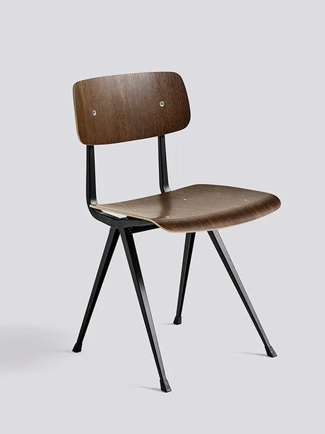 Result Chair fra Hay - Sort pulverlakeret stål / Røget eg olie - Jacobsen Plus