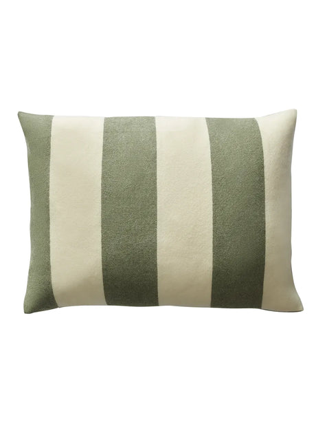 The Sweater Cushion, green fra Silkeborg Uldspinderi - 1 - Jacobsen Plus