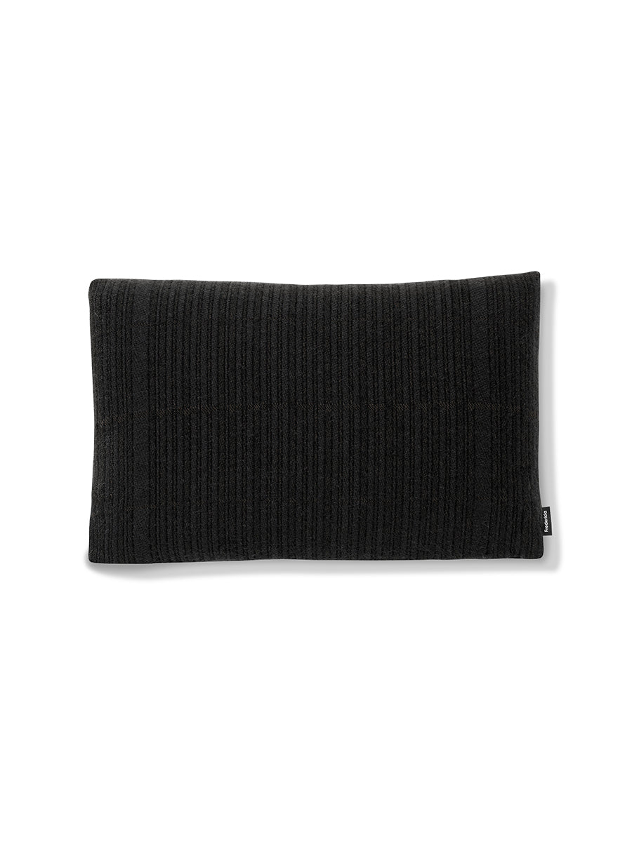 Grid Decorative Cushion fra Fredericia Furniture - Sort - Jacobsen Plus