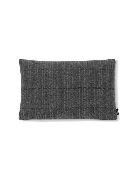 Grid Decorative Cushion fra Fredericia Furniture - Mørkegrå - Jacobsen Plus