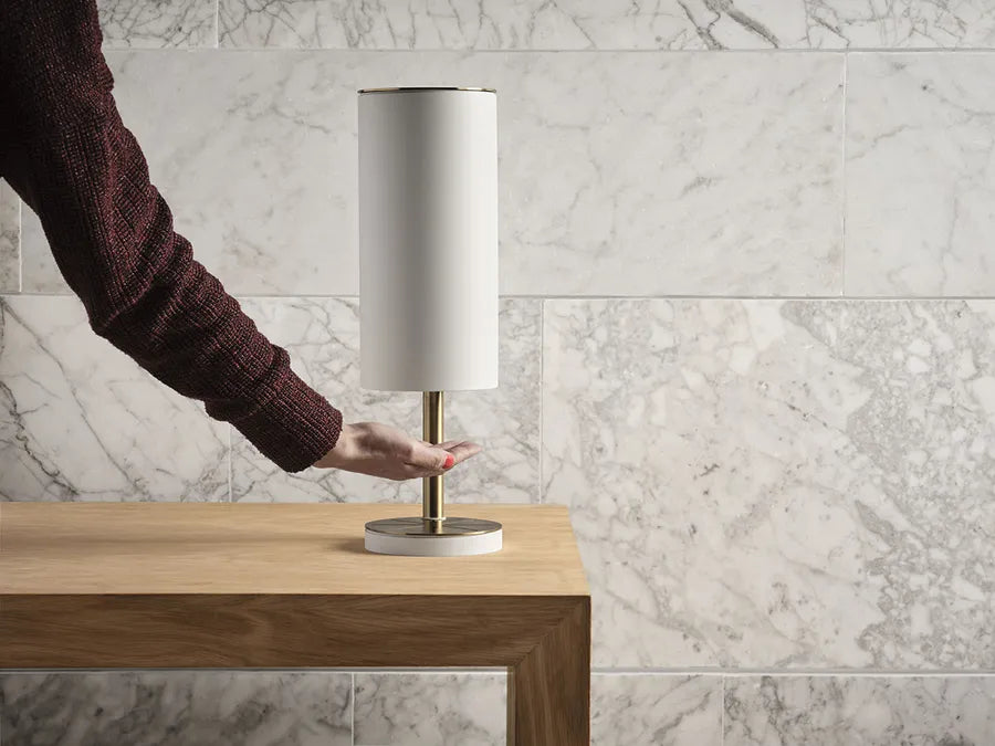 Sensorstyret håndsprit- og sæbedispenser, bordmonteret i hvid fra VOLA - 2 - Jacobsen Plus