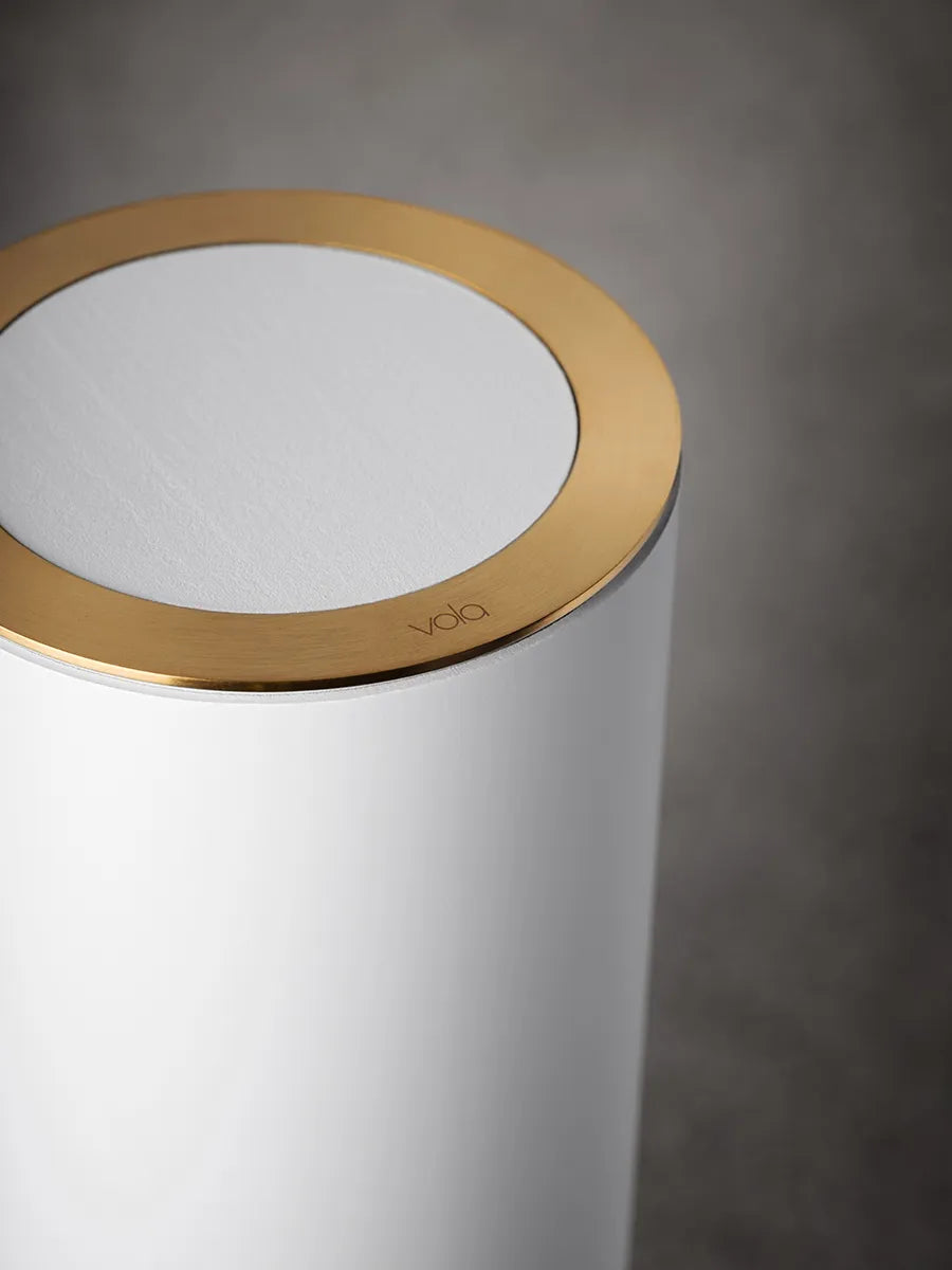 Sensorstyret håndsprit- og sæbedispenser, bordmonteret i hvid fra VOLA - 3 - Jacobsen Plus