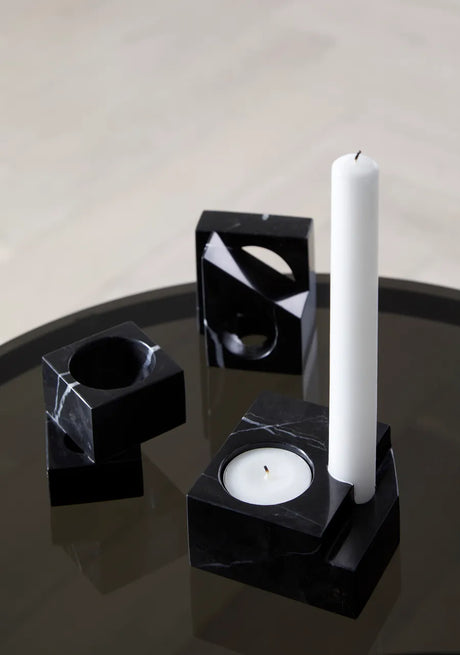 Jeu de Dés 2 Candle Holder fra Woud - 1 - Jacobsen Plus