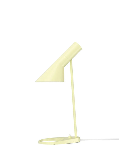 AJ Mini bordlampe fra Louis Poulsen - Soft Lemon - Jacobsen Plus