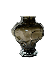 Ammonit Vase, new smoke fra Hein Studio