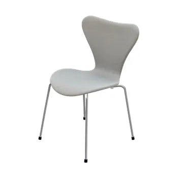 3107 Serie 7, fuldpolstret af Arne Jacobsen - Tonus / 240 Støvet sand - Jacobsen Plus