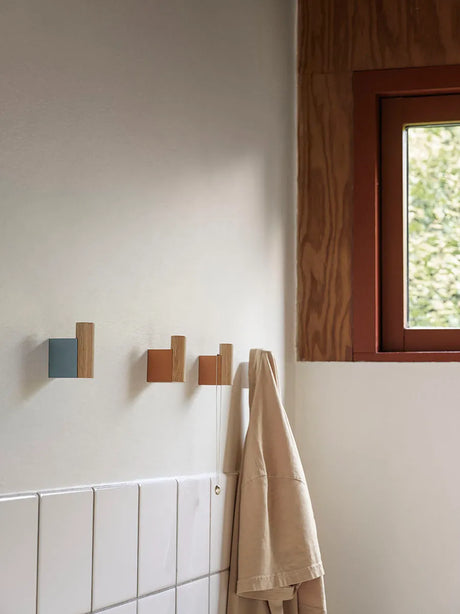 Attach Coat Hooks, 2 stk. fra Muuto - 2 - Jacobsen Plus