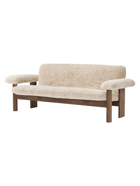 Brasilia Sofa fra Audo Copenhagen - Moonlight - Walnut - Jacobsen Plus