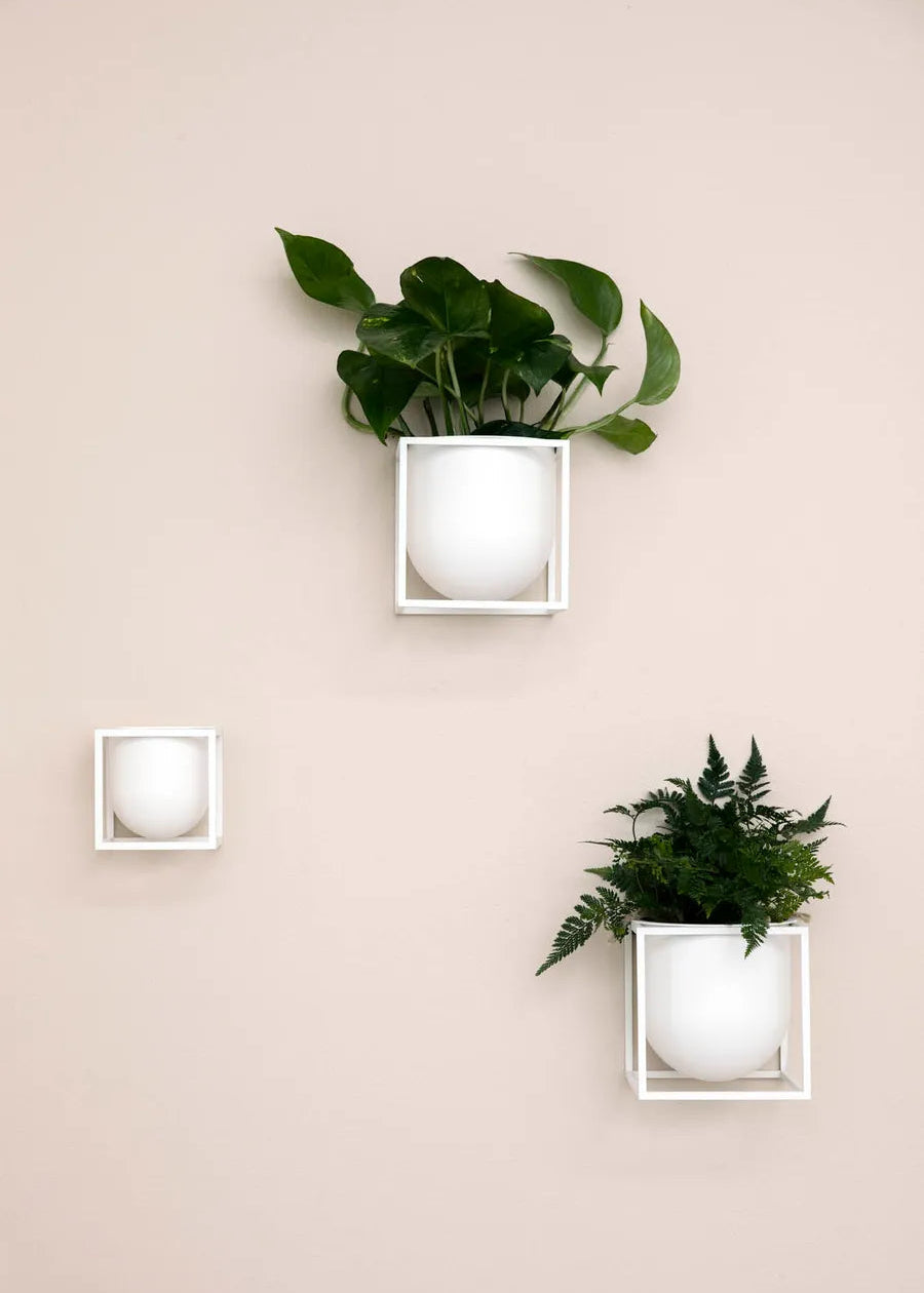 Kubus Wall, hvid fra Audo Copenhagen - 2 - Jacobsen Plus